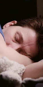 Uykusuzlukla Mücadelede Uzman Tavsiyeleri: Doğru Adımlarla Sağlıklı Uyku Alışkanlığı Kazanın