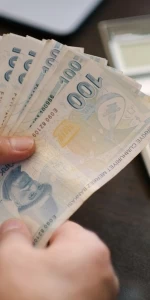 Özel sektörde İlk Zam Heyecanı: Garanti Bankası, 2025 Yılı İçin Maaş Artış Oranını Açıkladı