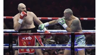 Usyk, Fury'yi mağlup ederek şampiyonluk kemerlerini korudu ve cebine 190 milyon dolar koydu!