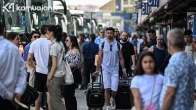 İstanbul'un Ana Otogarı'nda Yoğunluk Devam Ediyor