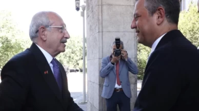 CHP Lideri Kılıçdaroğlu ve Cumhurbaşkanı Erdoğan, Yaşar Yakış'ın cenazesinde bir araya geldi