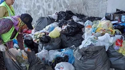 30 bin nüfuslu ilçenin nüfusu 500 bine yükseldi, 450 ton çöp toplandı!