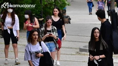 Z Kuşağı'nın Yaşlanma Süreci Daha Hızlı İlerliyor