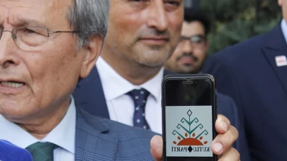 Tarihçi Yusuf Halaçoğlu, yeni siyasi parti Kutlu Parti'yi resmen kurdu