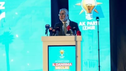 İzmir AK Parti İl Danışma Meclisi Toplantısı'nda SGK Borçları ve CHP'li Belediyeler Eleştirildi