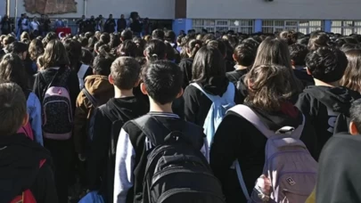 Tunceli’de Zırhlı Araç Kazasında 4 Asker Şehit Oldu, 1 Asker Yaralı: Okullarda Anma Töreni Düzenlenecek