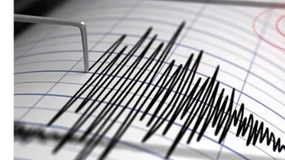 Çanakkale ve Adana'da meydana gelen depremler vatandaşları tedirgin etti