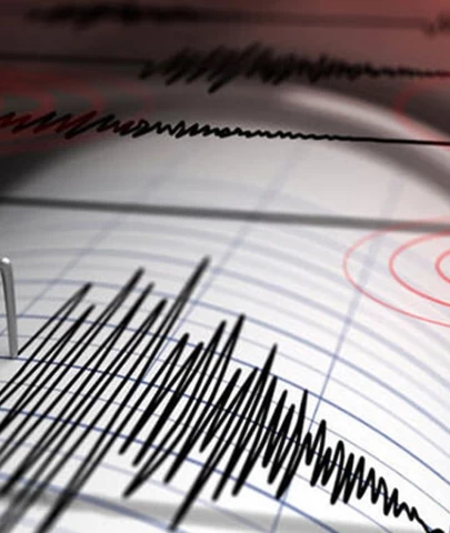 Çanakkale ve Adana'da meydana gelen depremler vatandaşları tedirgin etti