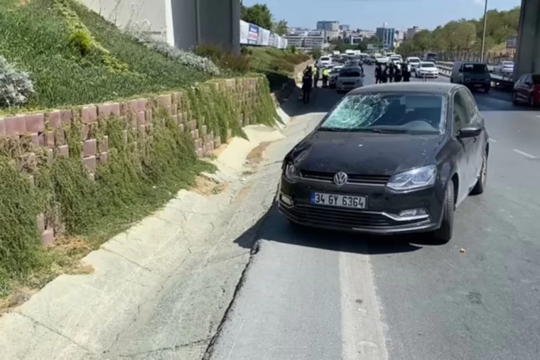 İstanbul Esenler'de Polis Memuruna Çarpan Otomobil Sürücüsü Gözaltına Alındı