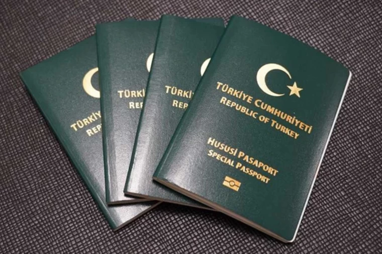 Temmuz Ayında Yeşil Pasaport Üretimi Rekor Kırdı: Bordo Pasaportu Üç Katladı