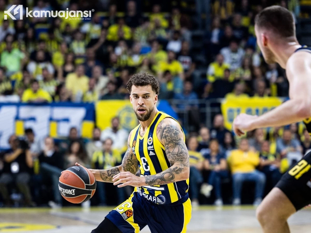 Fenerbahçe ile Panathinaikos arasındaki maç hangi kanalda ve saat kaçta?